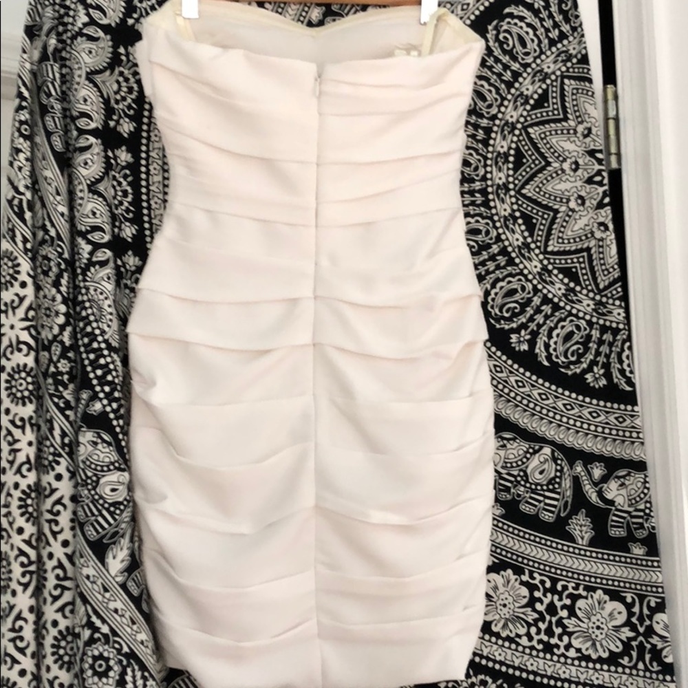 BCBG MAXAZRIA STRAPLESS IVORY PLEATED DRESS - Picture 5 of 8